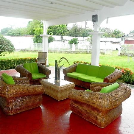 Santa Barbara Hotel Country Вилавиченцио Екстериор снимка