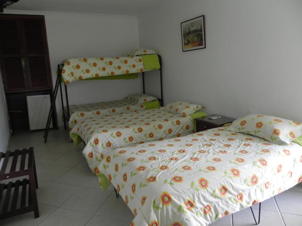 Santa Barbara Hotel Country Вилавиченцио Екстериор снимка