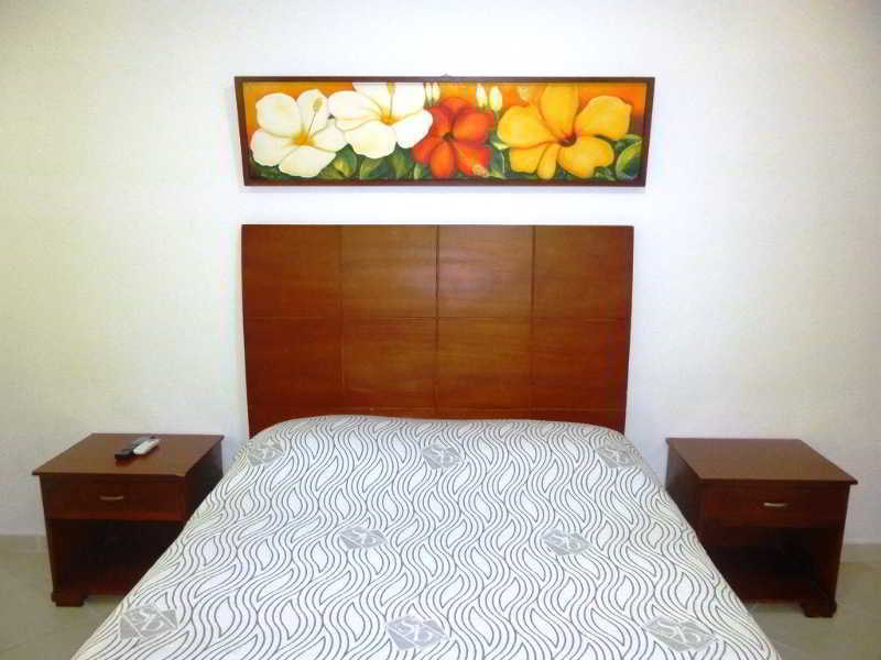 Santa Barbara Hotel Country Вилавиченцио Екстериор снимка